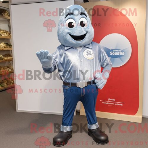 Costume De Mascotte Redbrokoly De Silver Squash Habillé D Une Chemise En Jean Et De Boutons De Manchette