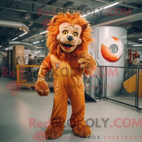 Costume Mascotte Redbrokoly De Lion Rouille Habillé D Une Combinaison Et D Épingles À Cheveux