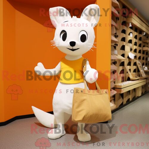 Costume Mascotte Redbrokoly D Hermine Orange Habillé D Un Pantalon Chino Et De Sacs Fourre-Tout