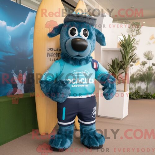 Costume De Mascotte Redbrokoly De Marmotte Argentée Habillé D Un T-Shirt Graphique Et De Broches