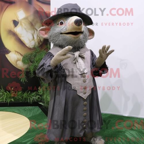 Costume De Mascotte Redbrokoly De Sanglier Gris Personnage Habillé D Une Robe Fourreau Et D Épingles À Chapeau