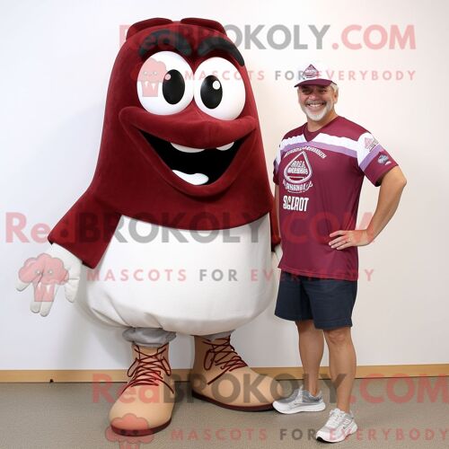 Costume De Mascotte Redbrokoly De Maroon Clam Chowder Habillé Avec Un Pantalon Capri Et Des Pinces À Chaussures