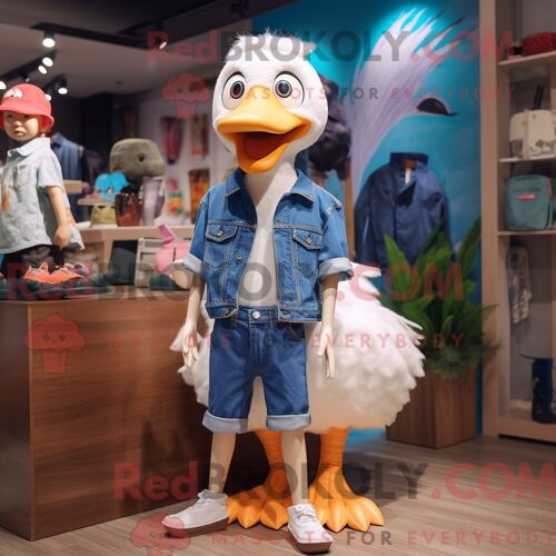 Costume Mascotte Redbrokoly D Oie Blanche Personnage Habillé D Un Short En Jean Et De Pinces À Cheveux