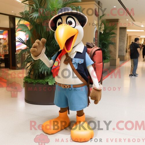 Costume De Mascotte Redbrokoly De Toucan Beige Habillé D Un Jean Évasé Et D Écharpes