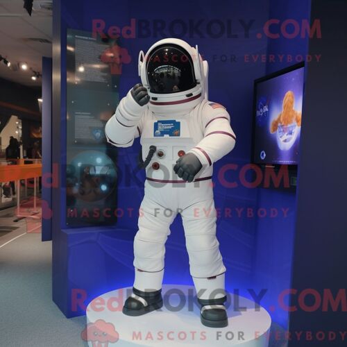Personnage De Costume De Mascotte Redbrokoly D Astronaute De La Marine Habillé D Une Veste Et De Ceintures De Smoking