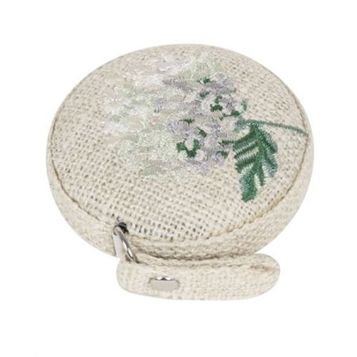 Centimètre Enrouleur Brodé 100cm "Hortensia" - Hobby Gift Ecru