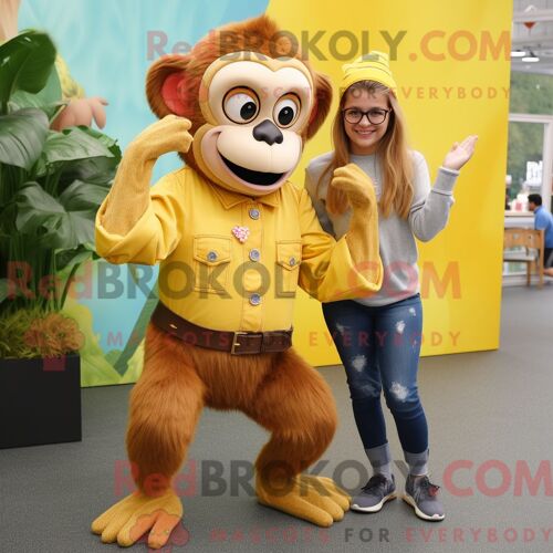 Mascotte Redbrokoly De Singe Capucin Jaune Costume De Personnage Habillé Avec Un Jean Maman Et Des Épingles À Cheveux