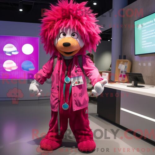 Costume Mascotte Redbrokoly De Docteur Magenta Personnage Habillé Avec Une Parka Et Des Épingles À Cheveux