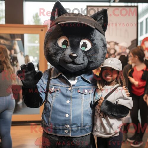Costume Mascotte Redbrokoly De Bobcat Noir Personnage Habillé Avec Un Jean Maman Et Des Bérets