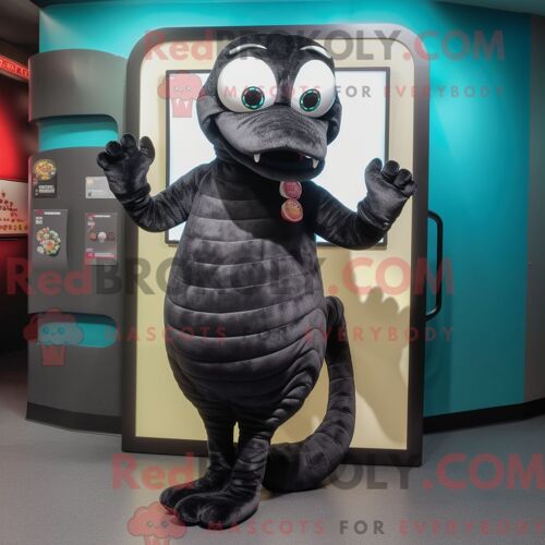 Costume Mascotte Redbrokoly De Serpent Noir Personnage Habillé Avec Un Jegging Et Des Mitaines
