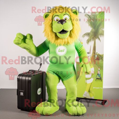 Personnage De Costume De Mascotte Redbrokoly De Lion Tamer Vert Citron Habillé Avec Un Short De Bain Et Des Porte-Documents