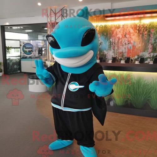 Costume Mascotte Redbrokoly D Épaulard Turquoise Personnage Habillé D Un Sweat-Shirt Et D Un Bracelet De Montres