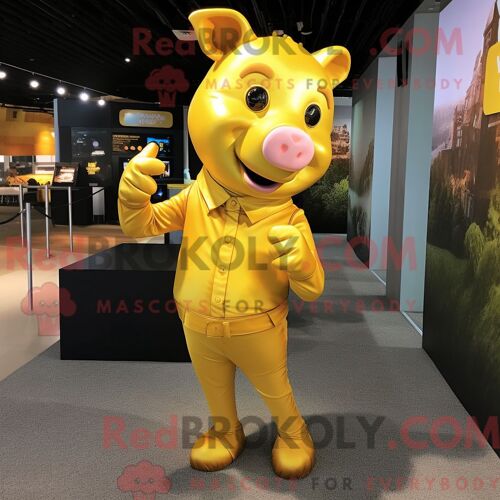 Costume Mascotte Redbrokoly De Furet Rouge Habillé D Un Sweat À Capuche Et De Boutons De Manchette