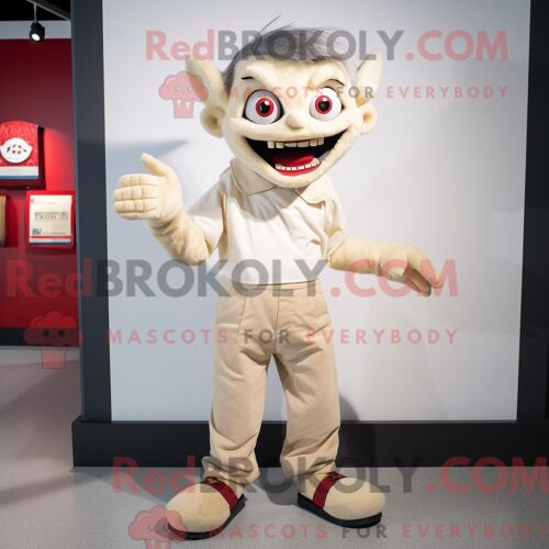 Mascotte Redbrokoly De Personnage De Vampire Beige Habillé D Un Short Et De Coussinets De Pieds