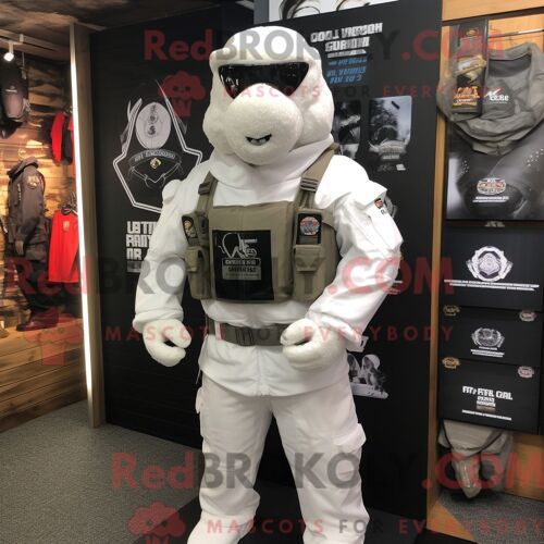 Personnage De Costume De Mascotte Redbrokoly De Montre-Bracelet Jaune Habillé Avec Des Leggings Et Des Colliers