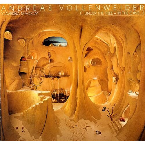 Caverna Magica (...Under The Tree - In The Cave...)