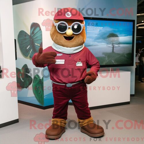 Personnage De Costume De Mascotte Redbrokoly De Ceviche D Olive Habillé D Un T-Shirt Graphique Et De Noeuds Papillons