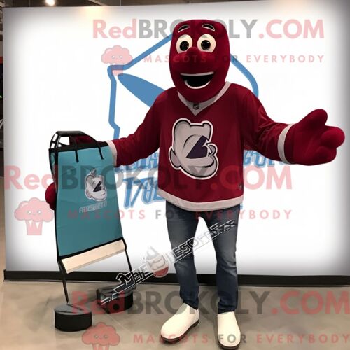 Personnage De Costume De Mascotte Redbrokoly De Paire De Patins À Glace Marron Habillé Avec Un Jean Et Des Sacs Fourre-Tout