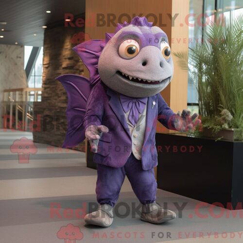 Personnage De Costume De Mascotte Redbrokoly De Sandwich Au Fromage Grillé Rose Habillé Avec Un Col Roulé Et Des Bonnets