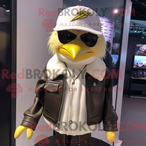 Mascotte Redbrokoly De Personnage De Canari Blanc Habillé D Une Veste En Cuir Et De Bonnets