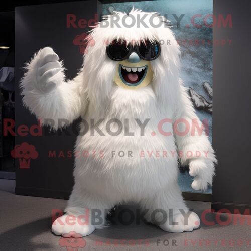 Mascotte Redbrokoly De Yéti Blanc Costume De Personnage Habillé Avec Une Jupe Et Des Lunettes De Soleil