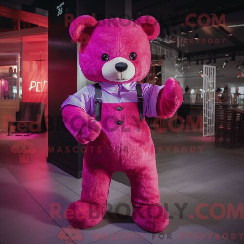 Costume Mascotte Redbrokoly De Peach Plum Habillé Avec Une Robe Et Des Bagues