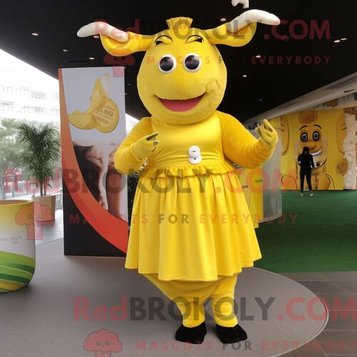 Personnage De Costume De Mascotte Redbrokoly De Pomme De Terre Pêche Habillé Avec Une Robe Taille Empire Et Des Ceintures