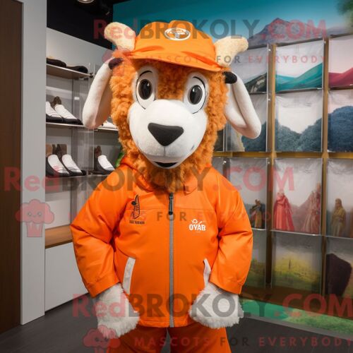 Mascotte Redbrokoly De Personnage De Chèvre Orange Habillé Avec Un Coupe-Vent Et Des Casquettes