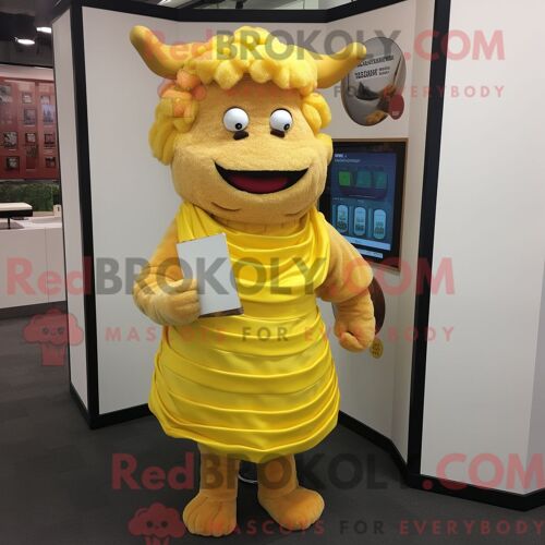 Costume De Mascotte Redbrokoly De B?uf Wellington Jaune Habillé Avec Une Jupe Crayon Et Des Bagues