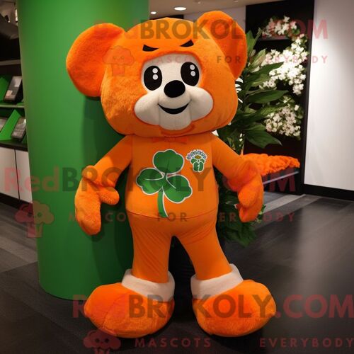 Costume De Mascotte Redbrokoly De Bouquet Orange De Trèfles Habillé D Un T-Shirt Et De Coussinets De Pieds