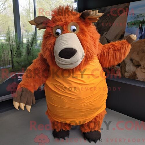 Costume De Mascotte Redbrokoly De Rhinocéros Laineux Orange Habillé D Une Jupe Crayon Et D Enveloppements