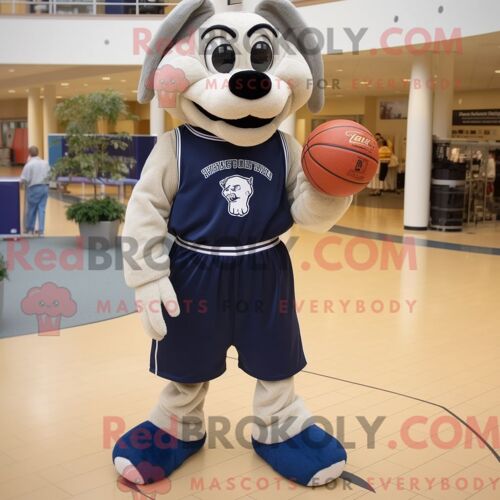 Personnage De Costume De Mascotte Redbrokoly De Ballon De Basket-Ball Bleu Marine Habillé Avec Un Pantalon Habillé Et Des Sacs À Dos
