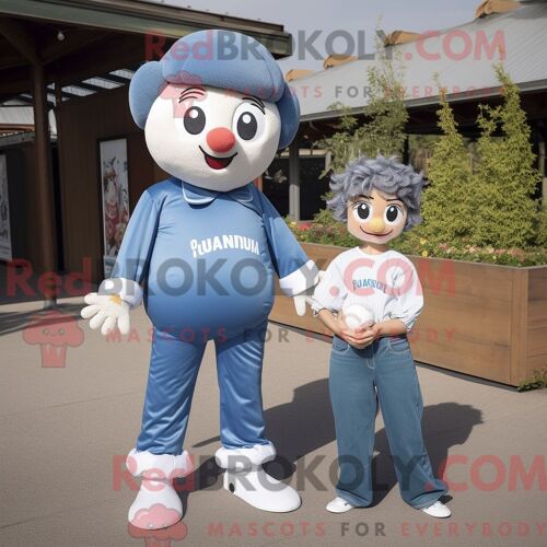 Costume Mascotte Redbrokoly De Boule De Pétanque Personnage Habillé Avec Un Jean Maman Et Des Ceintures De Smoking