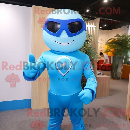 Costume De Mascotte Redbrokoly De Super-Héros Bleu Ciel Habillé Avec Une Veste De Costume Et Des Lunettes
