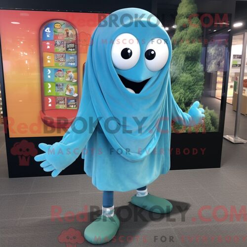 Costume De Mascotte Redbrokoly De Cyan Shakshuka Habillé Avec Un Jean Skinny Et Des Châles