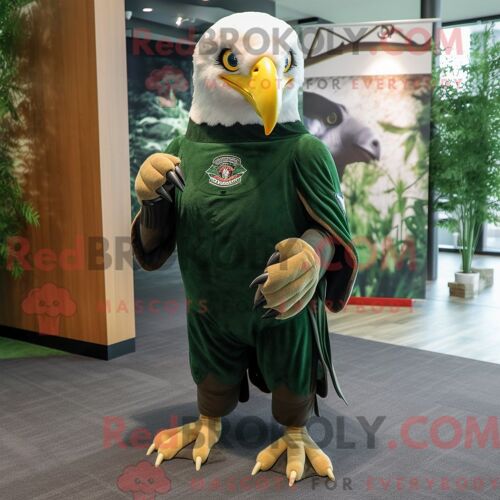 Mascotte Redbrokoly De Pygargue À Tête Blanche Vert Forêt Personnage Habillé Avec Une Robe Portefeuille Et Des Broches