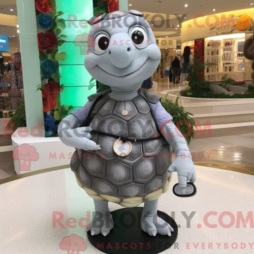 Costume Mascotte Redbrokoly De Tortue Grise Personnage Habillé Avec Une Robe Et Des Porte-Clés