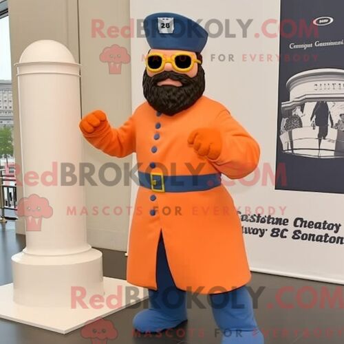 Costume De Mascotte Redbrokoly De Soldat De La Guerre Civile Peach Habillé Avec Une Combinaison Et Des Lunettes De Soleil