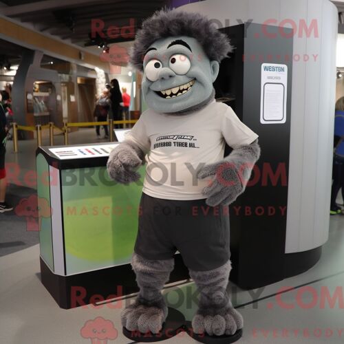 Costume De Mascotte Redbrokoly De Monstre De Frankenstein Gris Habillé D Un T-Shirt Henley Et De Bracelets De Cheville