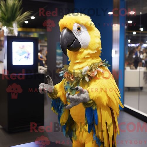 Costume De Mascotte Redbrokoly D Ara Jaune Habillé D Une Mini-Robe Et D Épingles À Cheveux