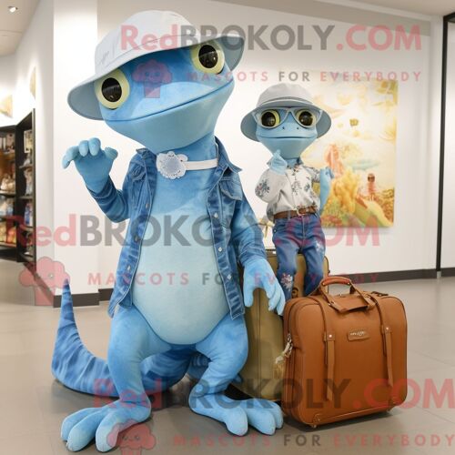 Costume De Mascotte Redbrokoly De Geckos Bleu Ciel Habillé D Un Jean Maman Et De Sacs Fourre-Tout