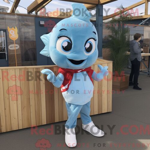 Costume De Mascotte Redbrokoly Fish And Chips Bleu Ciel Habillé D Un Jean Évasé Et D Épinglettes