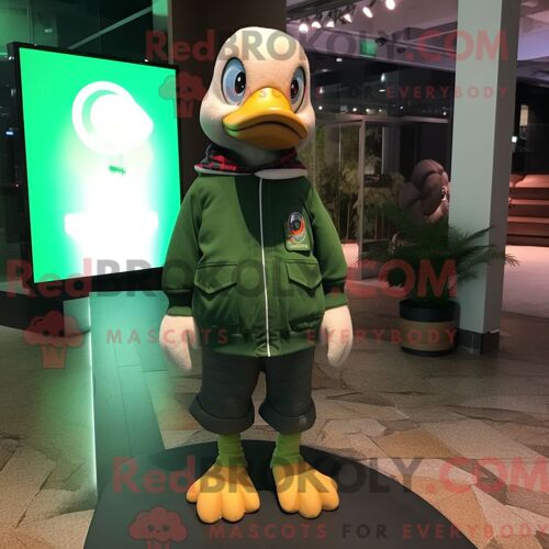 Costume De Mascotte Redbrokoly De Château Irlandais Orange Habillé D Une Veste Et De Pinces À Cheveux