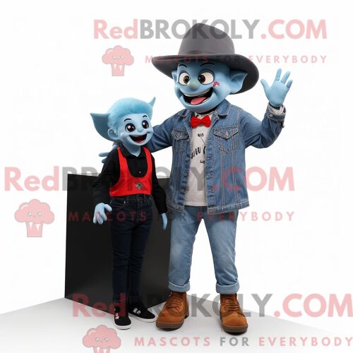 Costume De Mascotte Redbrokoly De Vampire Bleu Ciel Habillé Avec Une Chemise En Jean Et Des Chapeaux