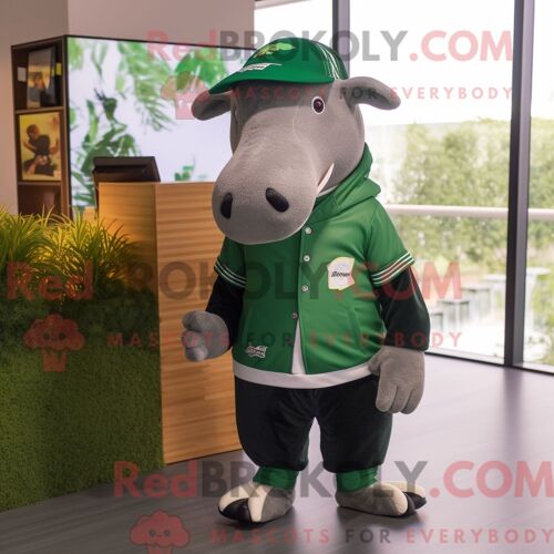 Costume De Mascotte Redbrokoly De Tapir Vert Forêt Personnage Habillé Avec Un Polo Et Des Casquettes