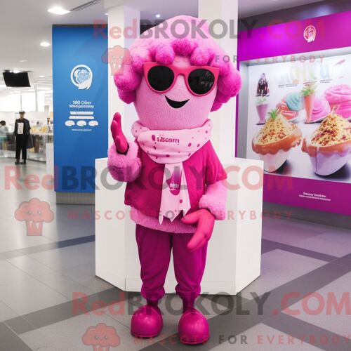 Personnage De Costume De Mascotte Redbrokoly De Crème Glacée Magenta Habillé Avec Un Jegging Et Des Écharpes