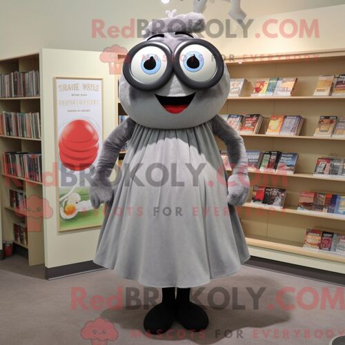 Costume De Mascotte Redbrokoly De Shakshuka Gris Habillé D Une Jupe Trapèze Et De Lunettes De Lecture