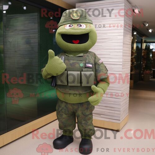 Costume De Mascotte Redbrokoly De Soldat Américain Vert Forêt Personnage Habillé Avec Un Pull Et Des Pochettes