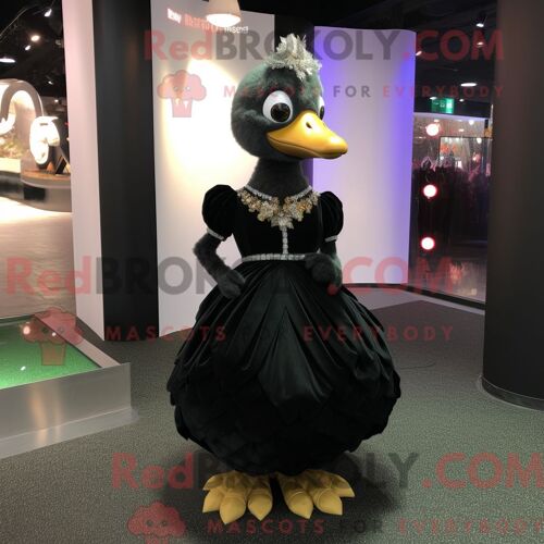 Costume Mascotte Redbrokoly De Gosling Noir Personnage Habillé Avec Une Robe De Bal Et Des Broches