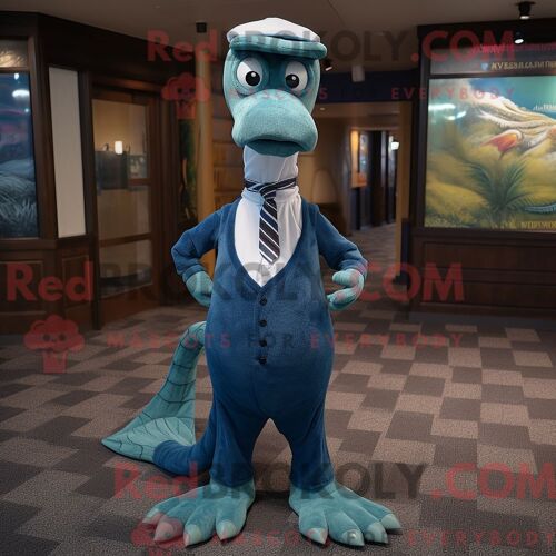 Costume De Mascotte Redbrokoly De Funambule Vert Forêt Personnage Habillé Avec Un Col Roulé Et Des Pochettes